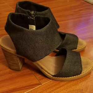 TOMS Demin Sandals